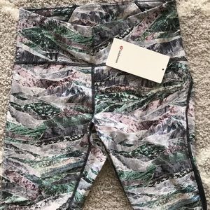 NWT Lululemon Train-time Leggings